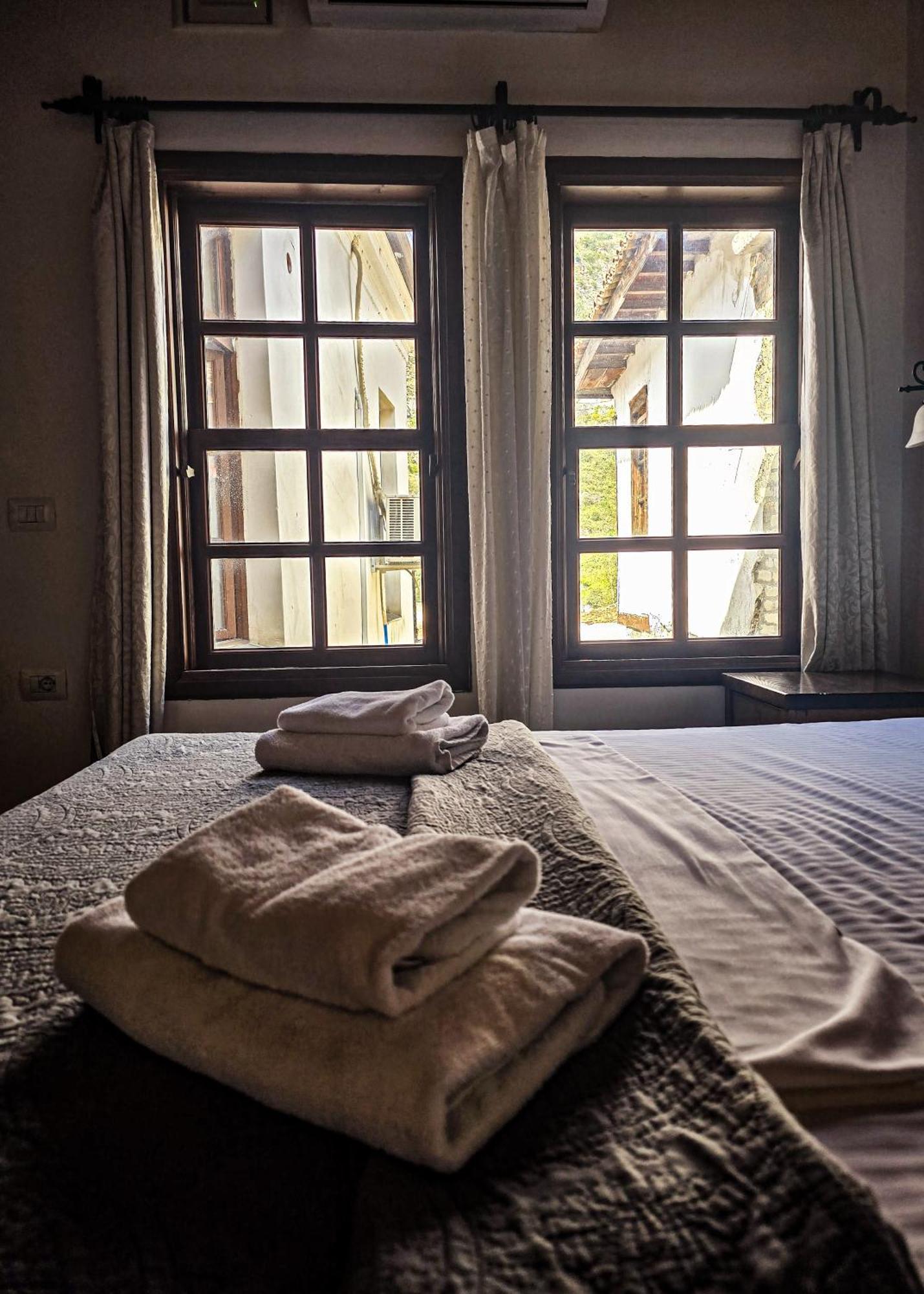 Hotel Gorica - Unesco Quarter Berat Ngoại thất bức ảnh